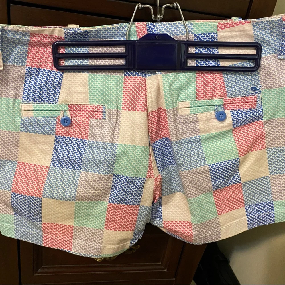 Vineyard Vines Multicolor Checkered women’s shorts - Picture 2 of 4